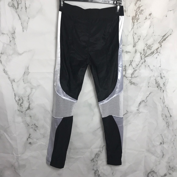 NWT Fashion nova there ain’t no stoppin me legging - Picture 5 of 5